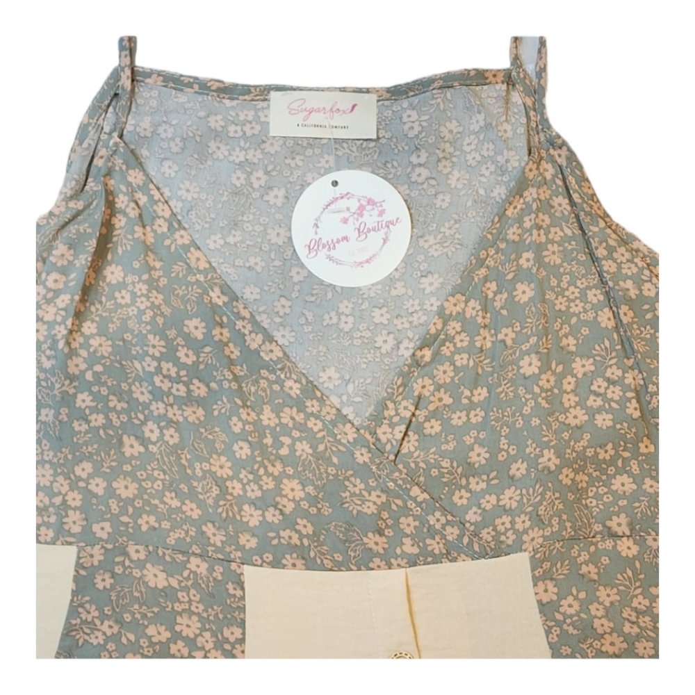 NWT Sage Cream Ditzy Floral Button Accent Women’s Cute Summer Blouse Top Size: L - Picture 6 of 8